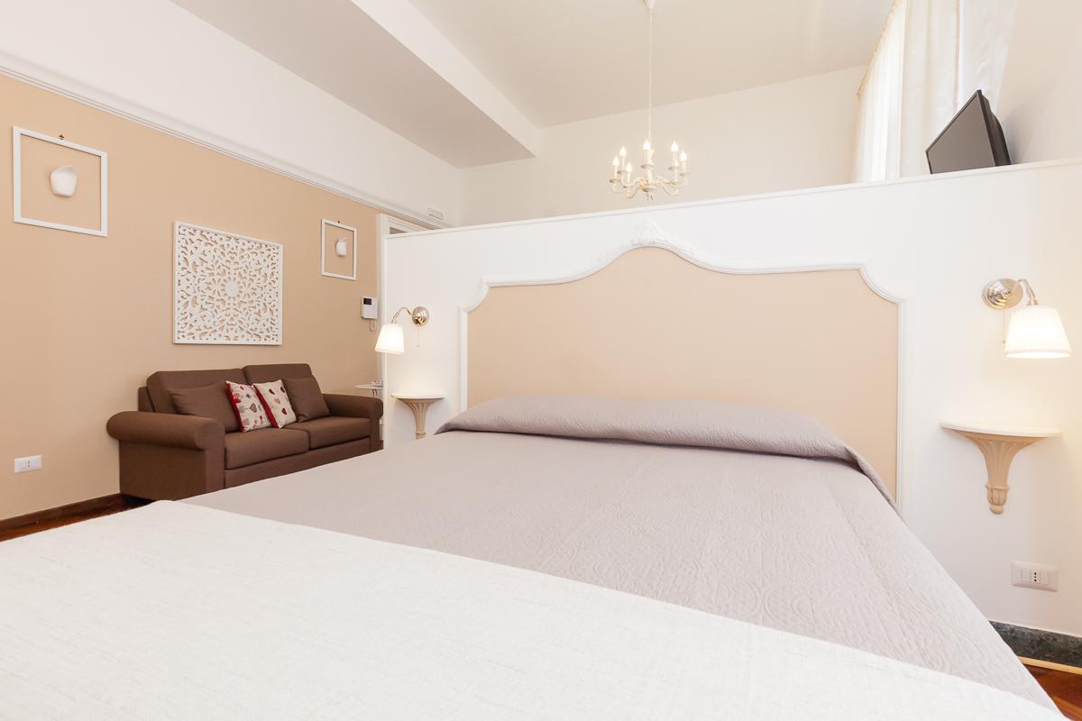 Apartment Metro Garibaldi - Loft Con Wifi E 4 Posti Letto Presso La Stazione Centrale Di Napoli Neapel
